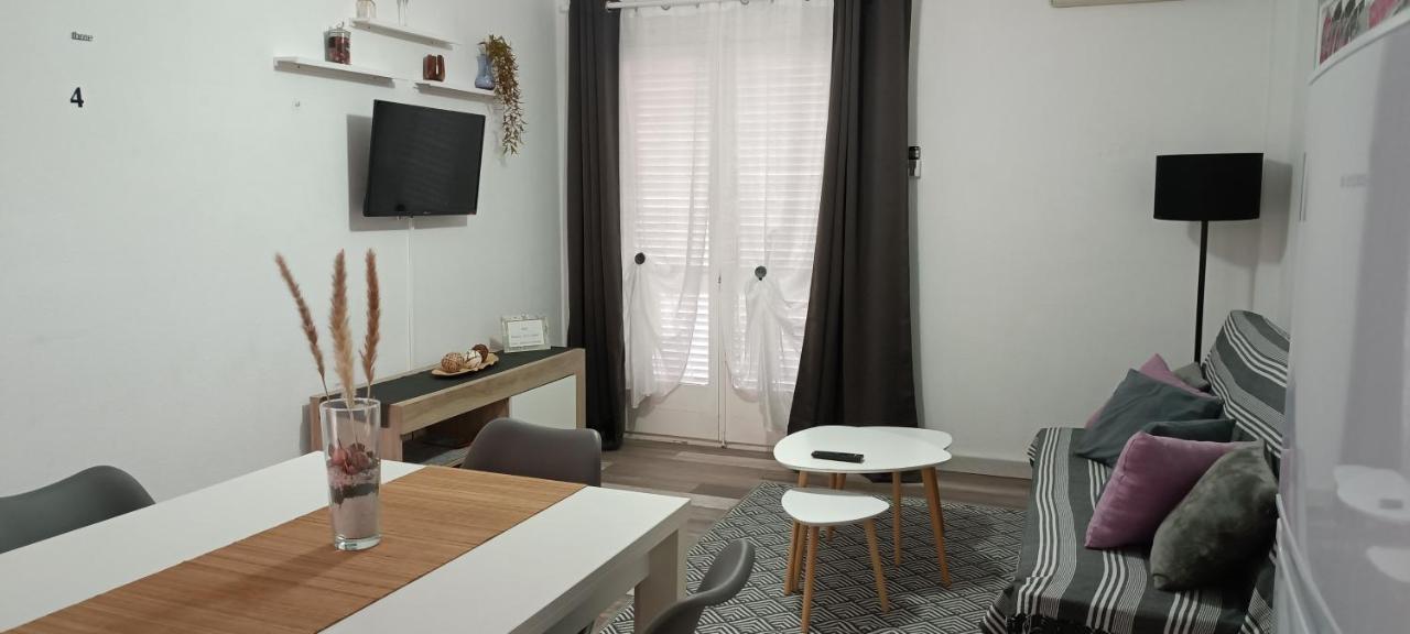 Appartement Tout Confort Салоу Экстерьер фото