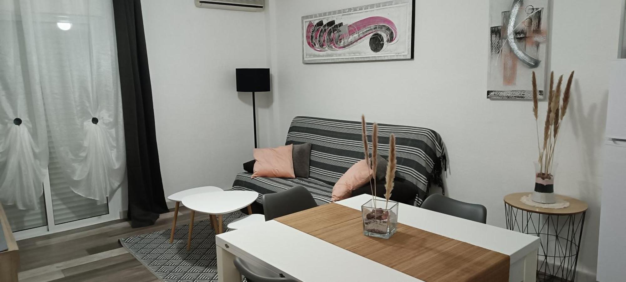 Appartement Tout Confort Салоу Экстерьер фото