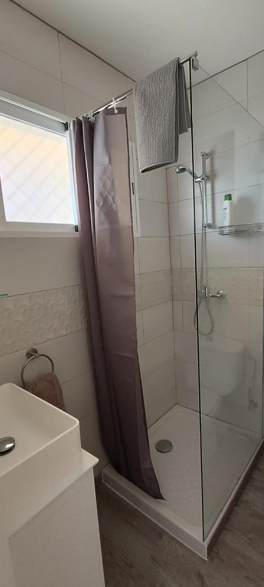 Appartement Tout Confort Салоу Экстерьер фото